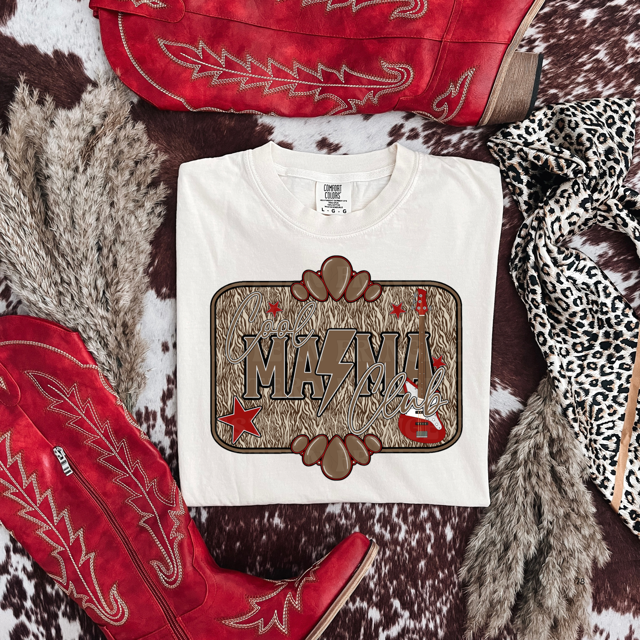 Cool Mama Club Graphic T-Shirt | Crewneck