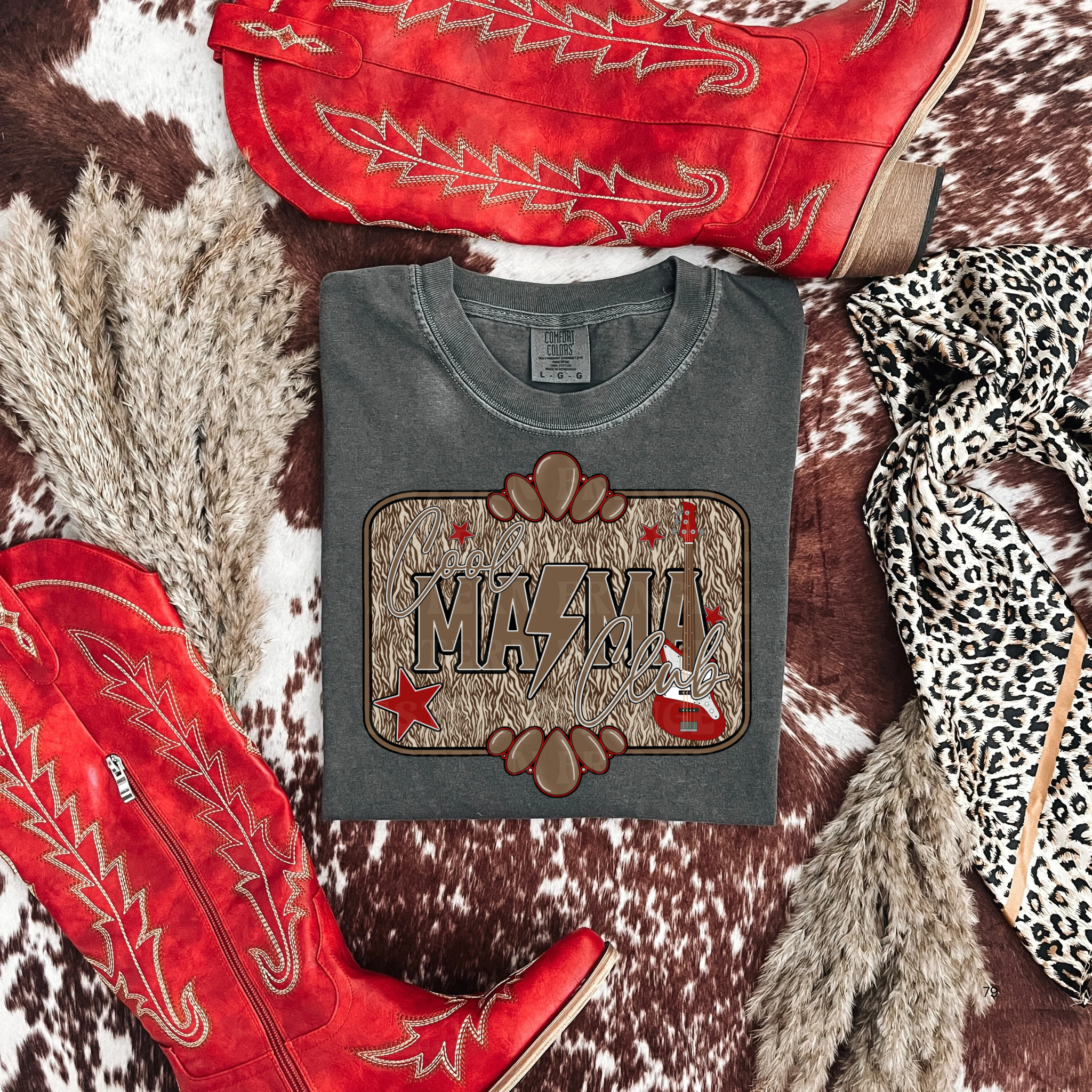 Cool Mama Club Graphic T-Shirt | Crewneck