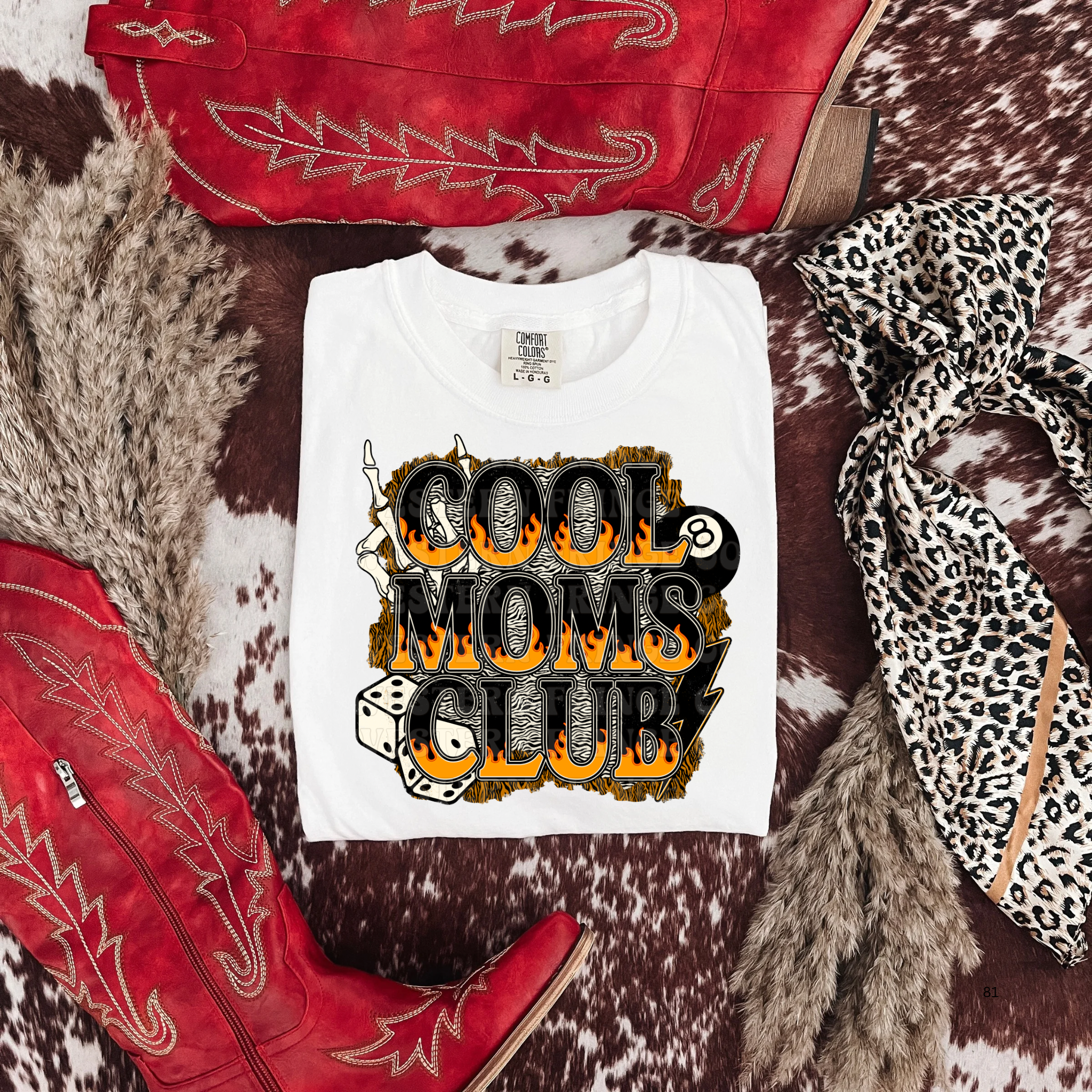 Alternative Cool Moms Club Graphic T-Shirt | Crewneck