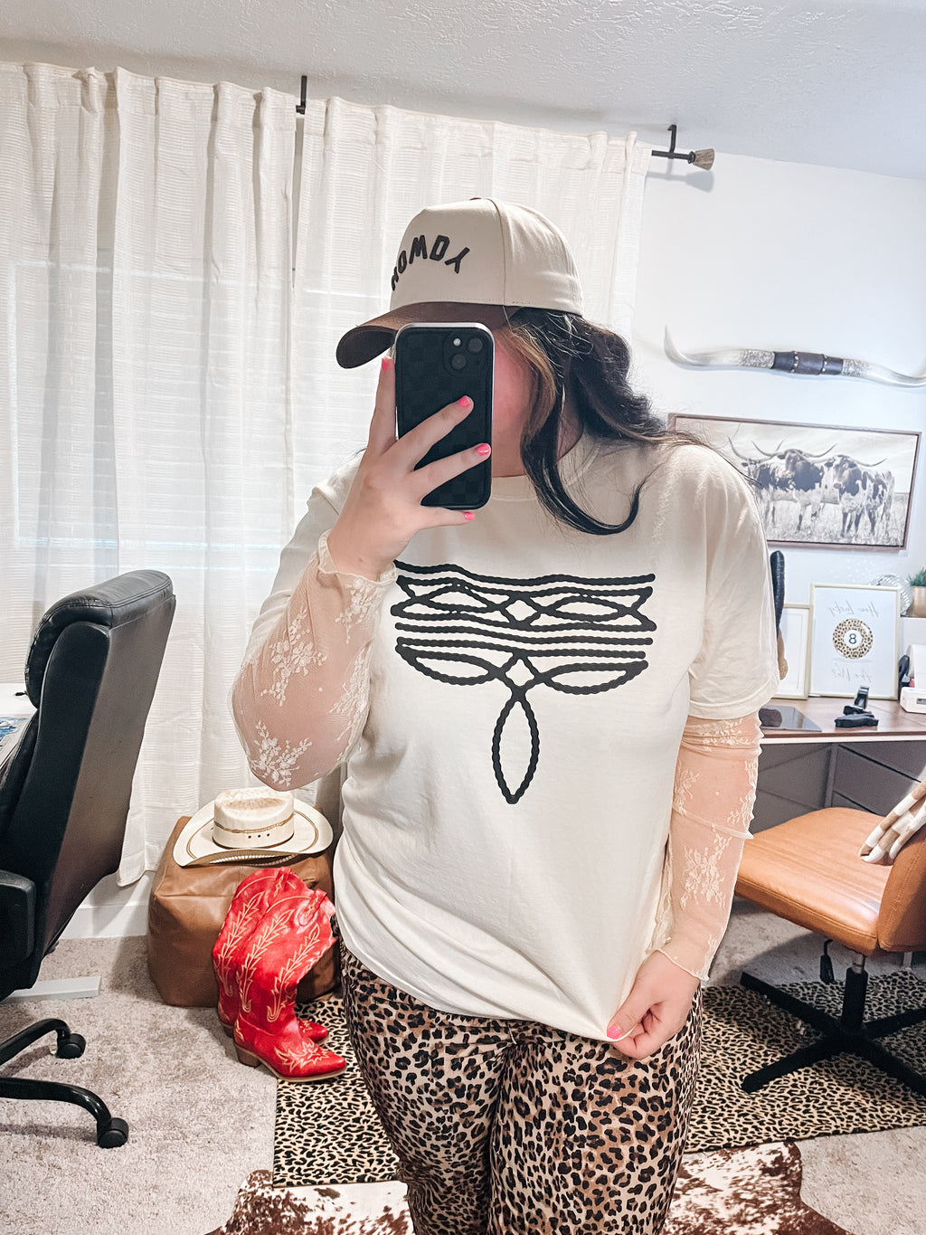 Classic Boot Stitch T-Shirt Graphic | Crewneck