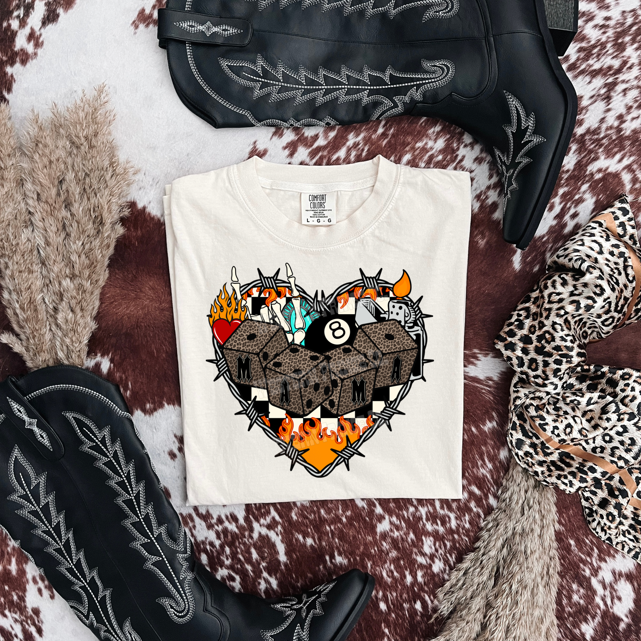 Western Alternative Barbed Wire Mama Graphic T-Shirt | Crewneck